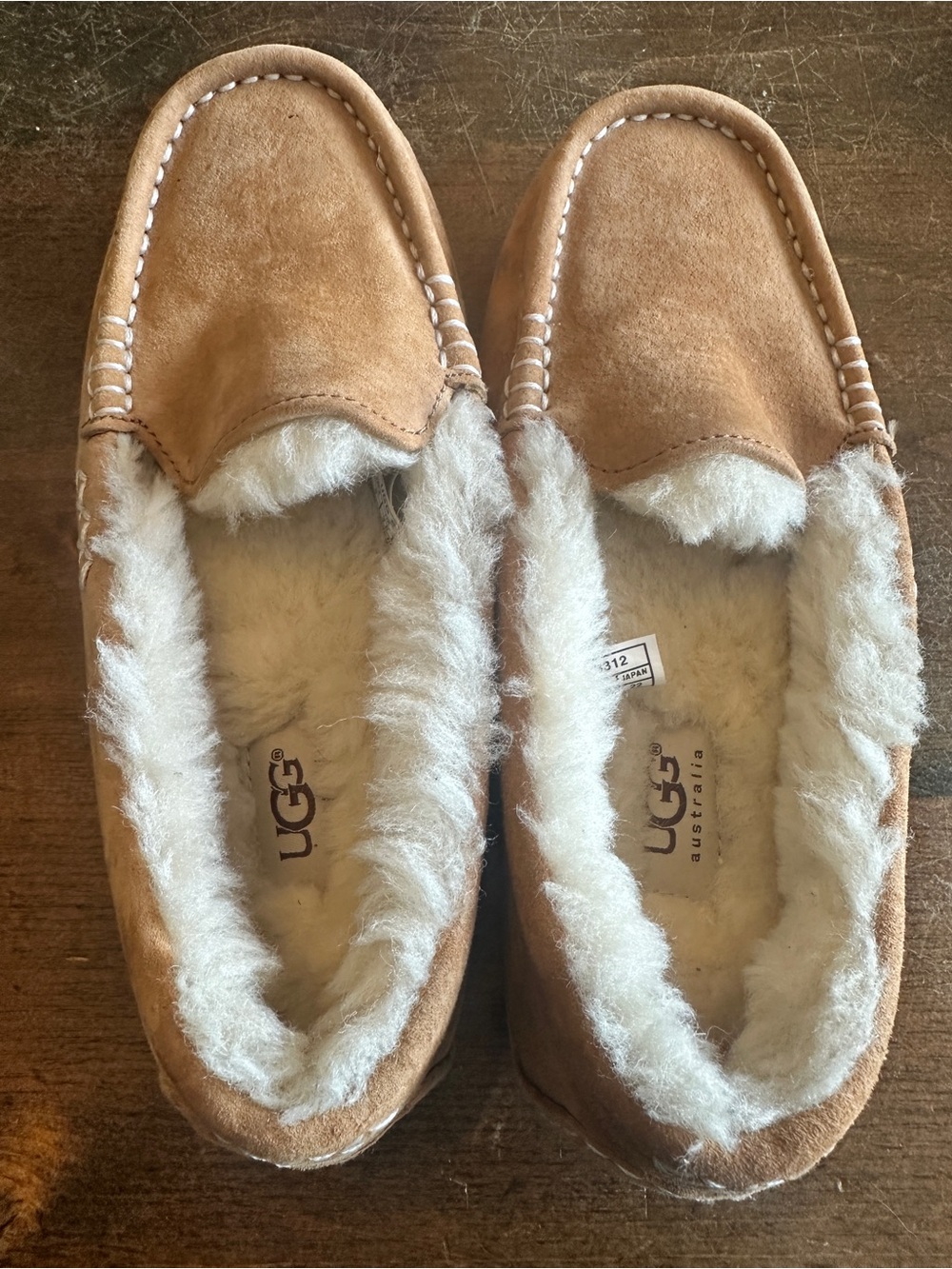 UGG Ansley Suede Leather Moccasin Slippers Chestnut Tan US 5